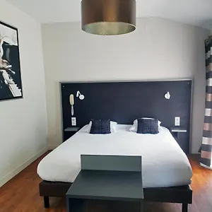 Du Cheval Blanc Hotel
