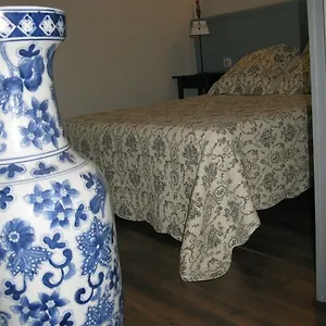 https://home-nantua-studio-meubles-ain-jura.hotels-rhonealpes.com